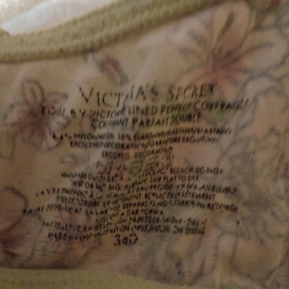 Victoria Secret Floral Print Women's Bra - Picture 3 of 3